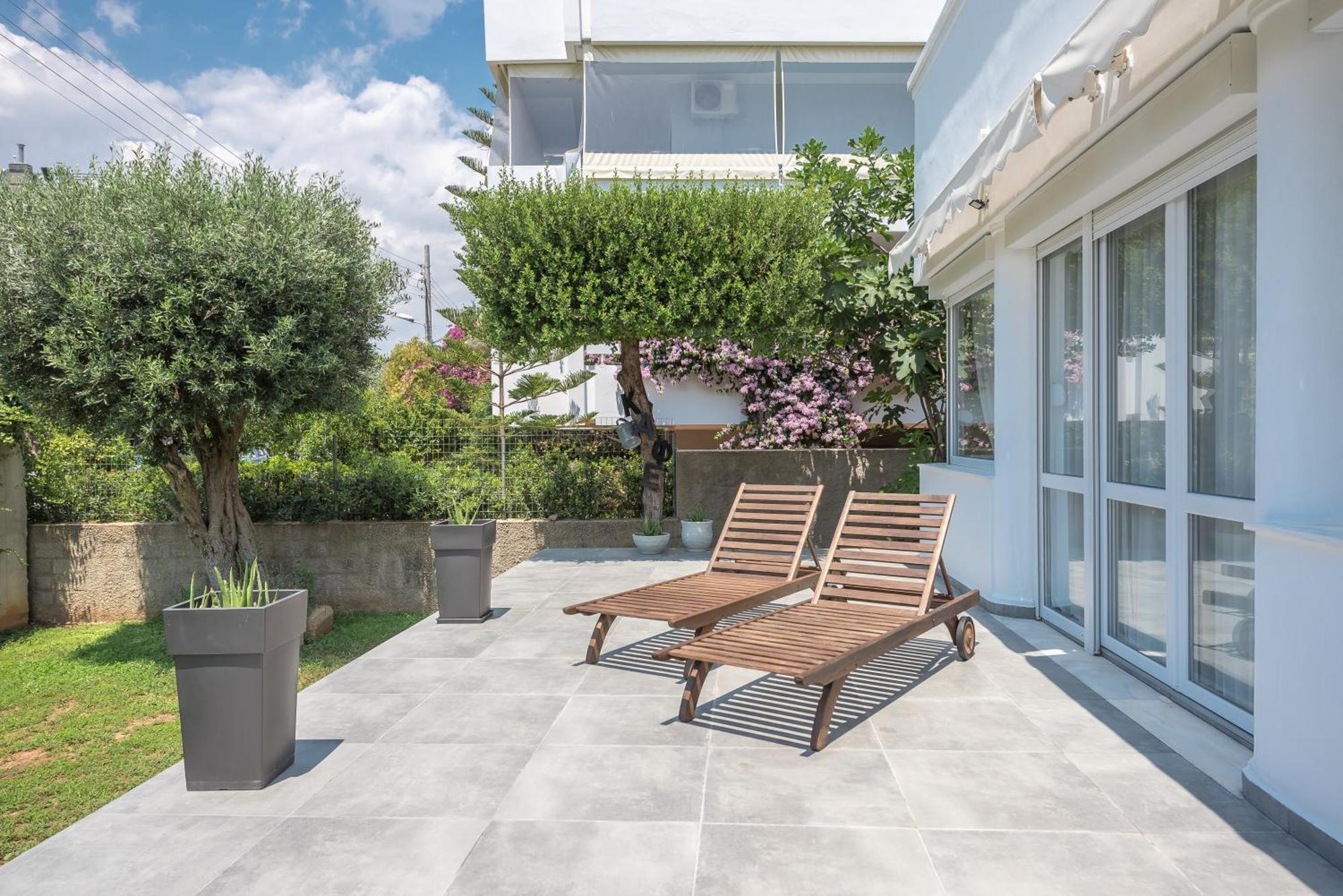 Garden Villa Glyfada Афіни Екстер'єр фото