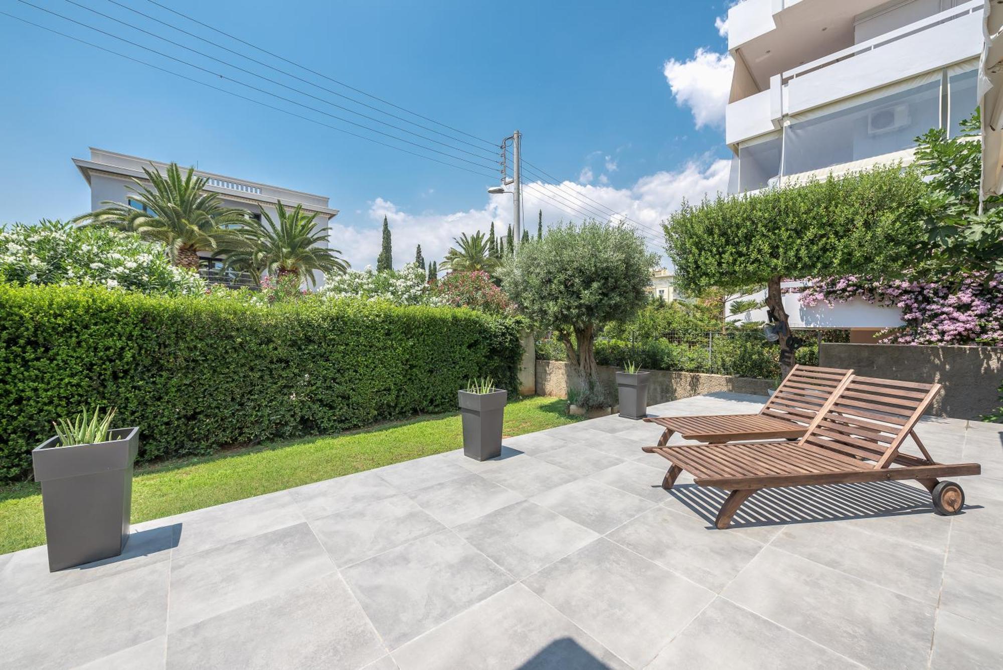 Garden Villa Glyfada Афіни Екстер'єр фото